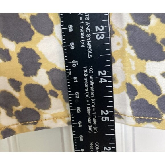 Cabi Providence Women’s Medium Button Up Shirt Jacket Animal Print Gray Yellow - Picture 9 of 9